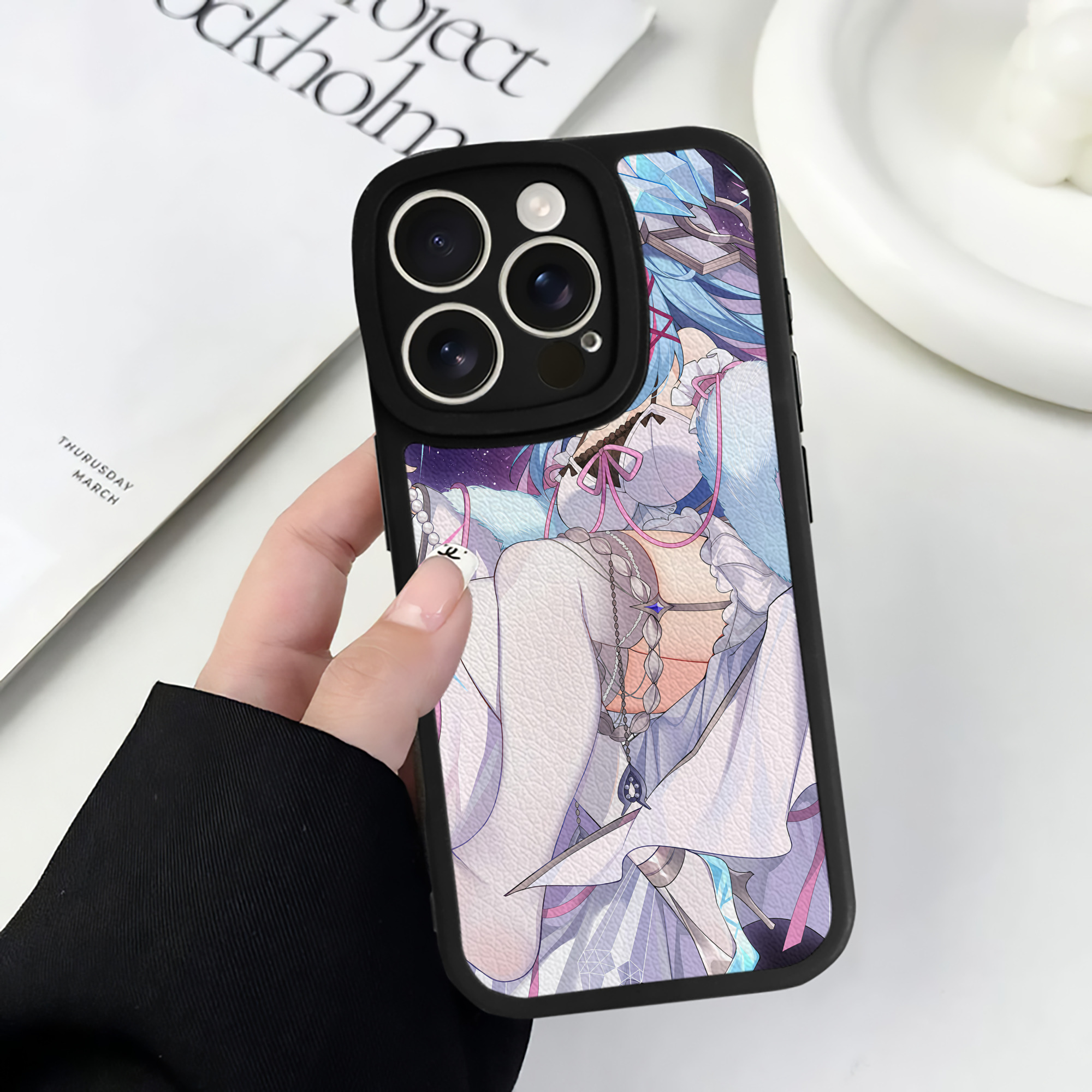 （画像用） 遊☆戯☆王 Yu-Gi-Oh! 【iPhone 16シリーズ対応】シリコンスマホケース（レザー調） 材質：シリコン